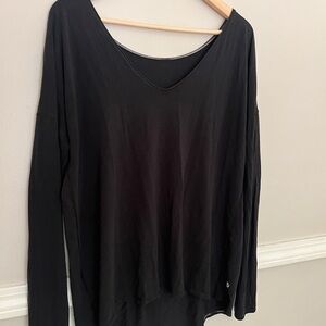 Lululemon Black V-Neck Women's Top